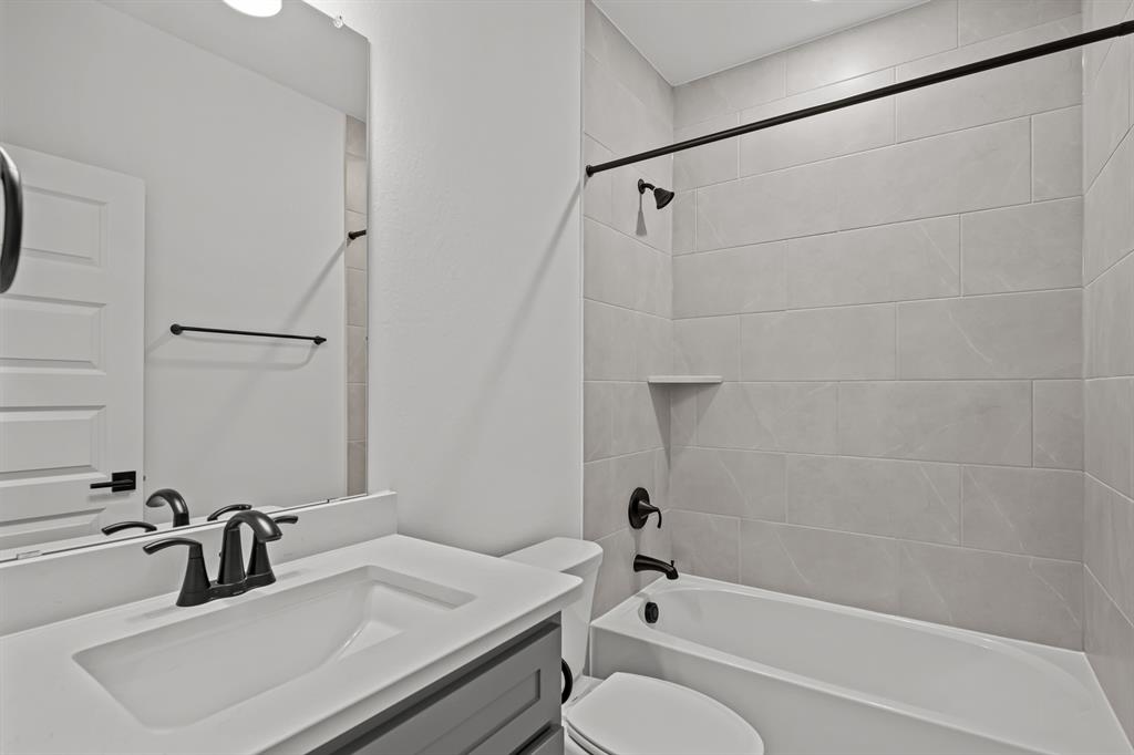 16031 Mason Run Drive, Houston, Texas image 36
