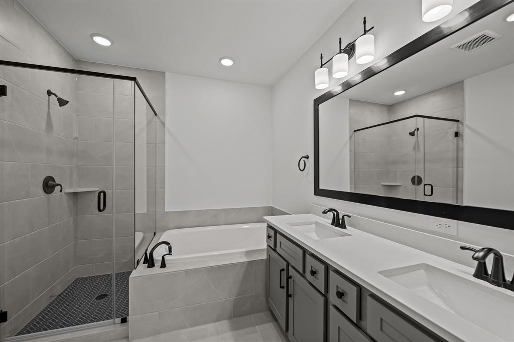 16031 Mason Run Drive, Houston, Texas image 33