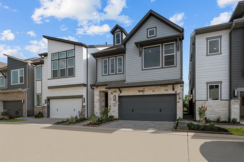 16031 Mason Run Drive, Houston, Texas image 3