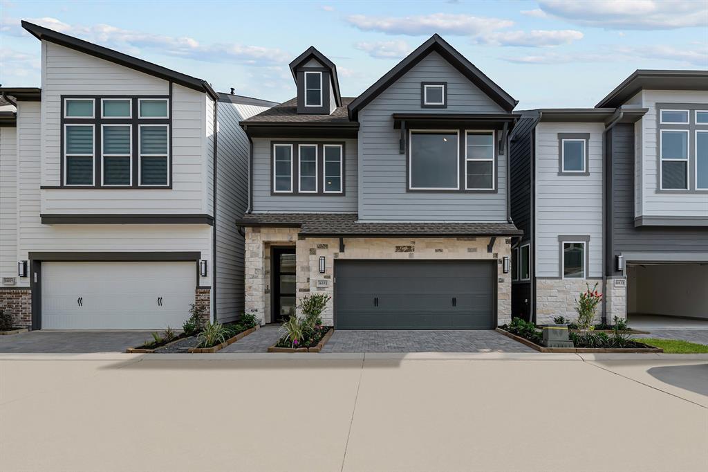16031 Mason Run Drive, Houston, Texas image 1