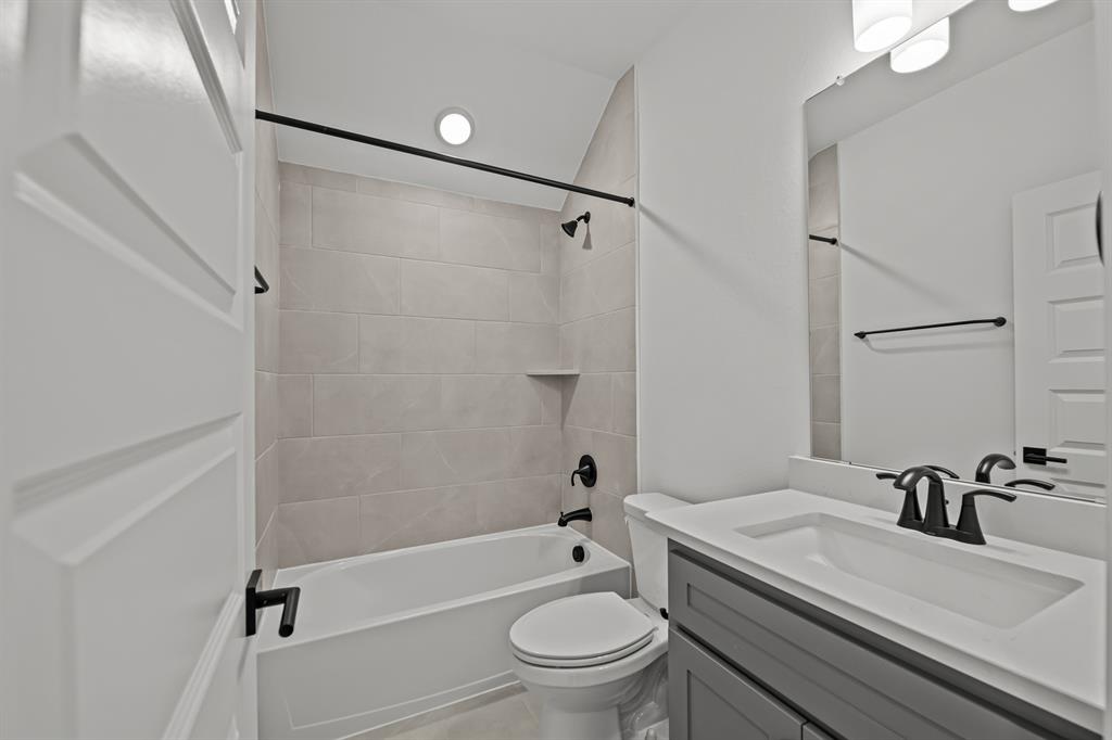 16031 Mason Run Drive, Houston, Texas image 43