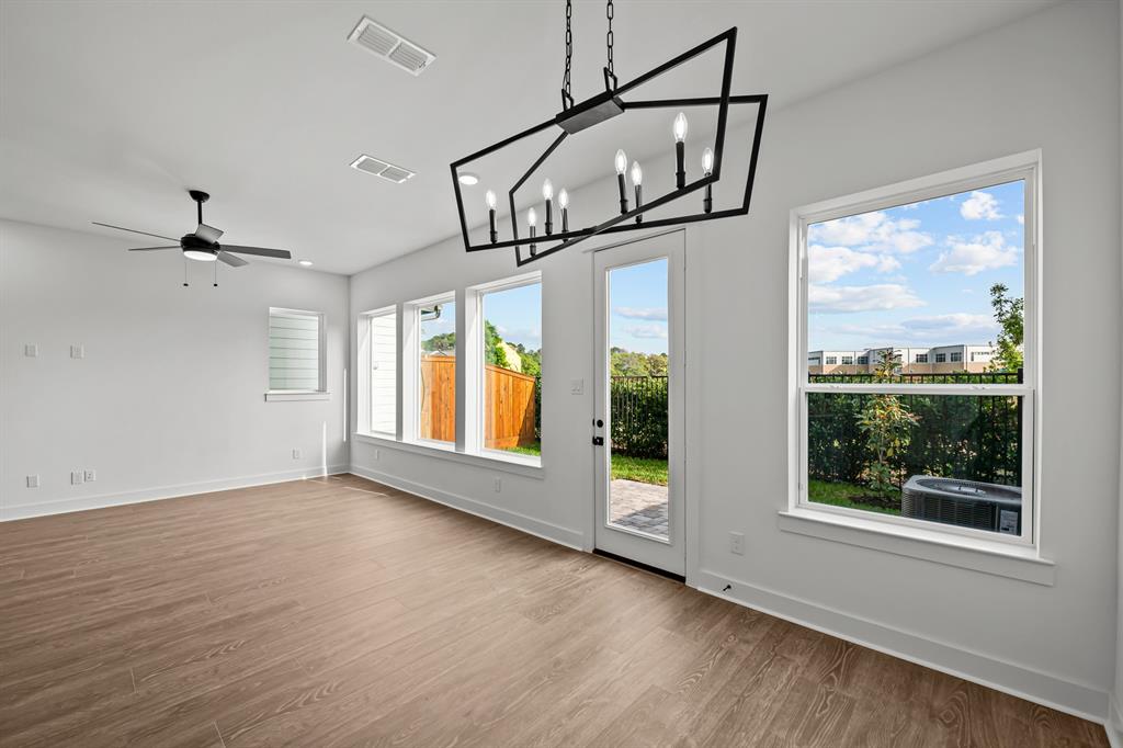 16031 Mason Run Drive, Houston, Texas image 24