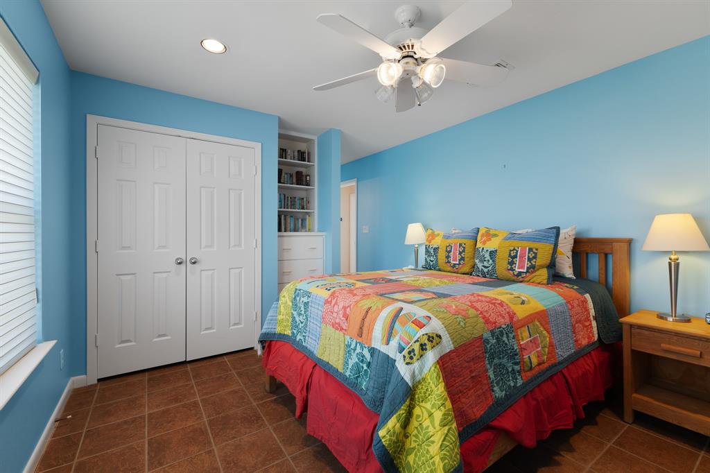 22915 Gulf Drive, Galveston, Texas image 18