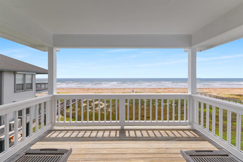 22915 Gulf Drive, Galveston, Texas image 31