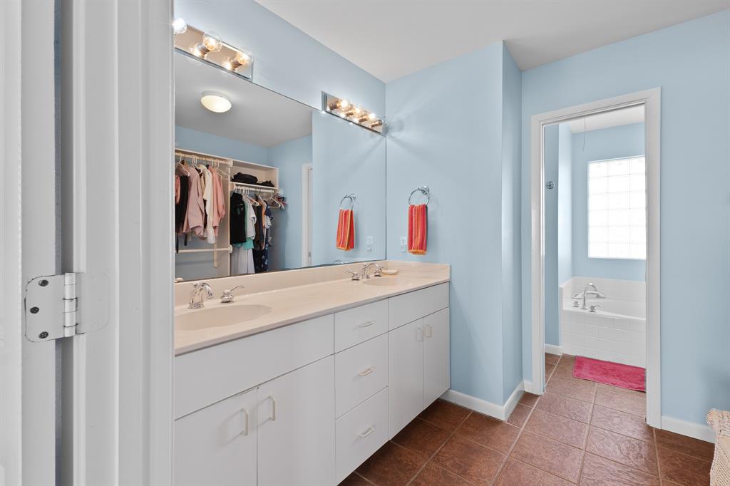 22915 Gulf Drive, Galveston, Texas image 28