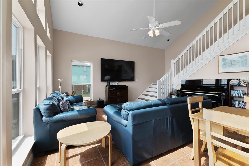 22915 Gulf Drive, Galveston, Texas image 10