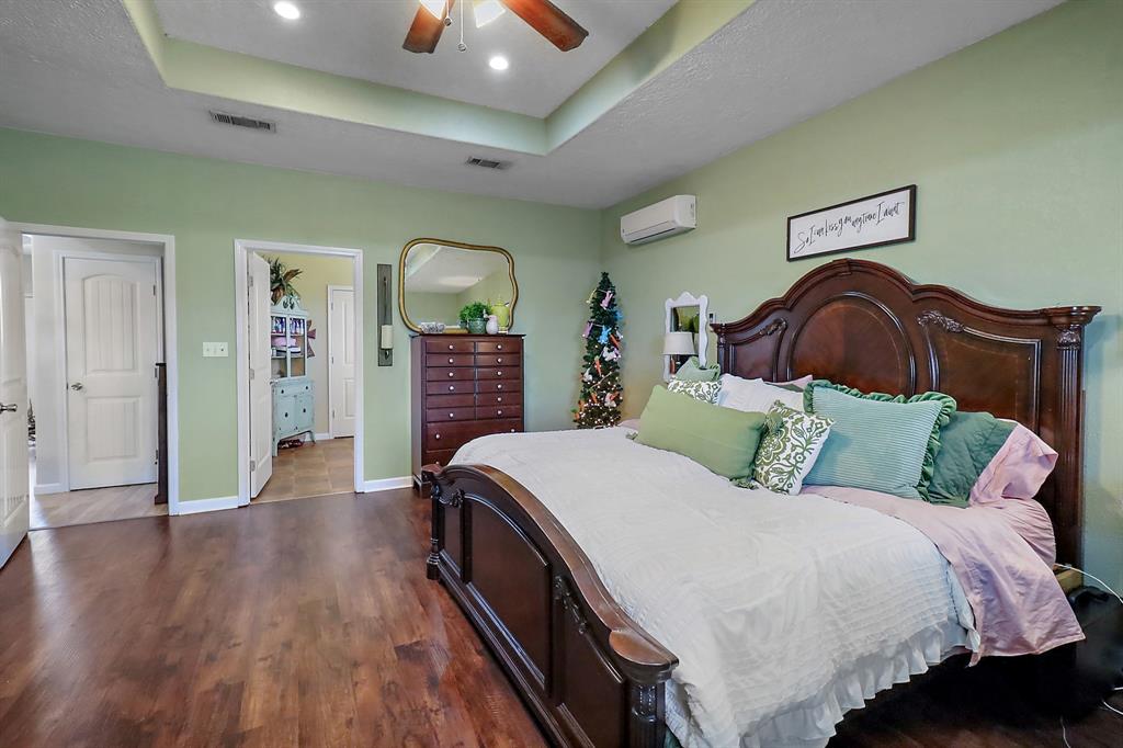 13659 Todd Road, Winnie, Texas image 13