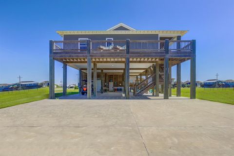 A home in Crystal Beach