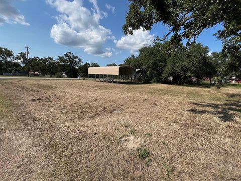 Photo of 901 Parallel Road, Somerville, TX 77879 (MLS # 44993492) Photo of 901 Parallel Road, Somerville, TX 77879 (MLS # 44993492)