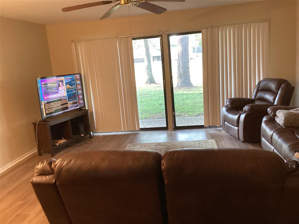 1500 S Diamondhead Boulevard #131, Crosby, Texas image 2