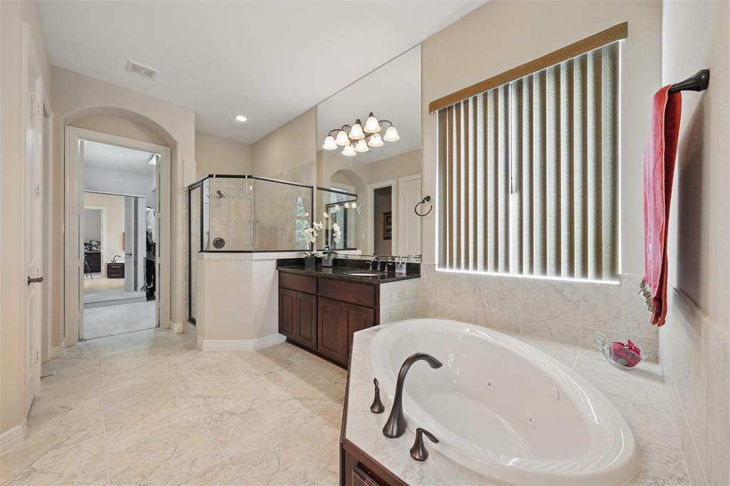 2915 Sentry Oak Way, Sugar Land, Texas image 19