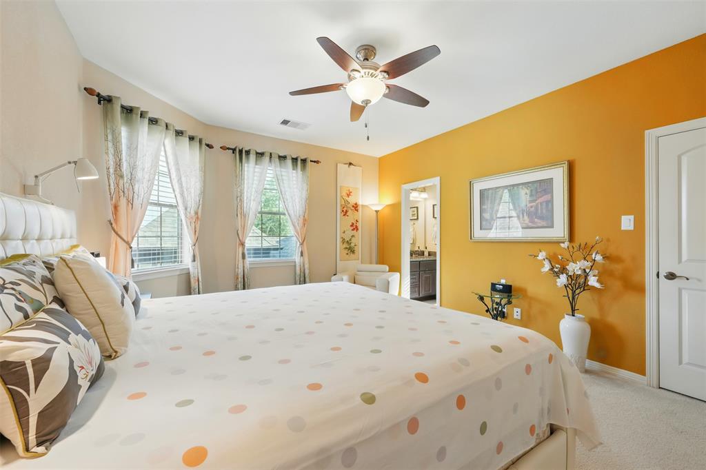 2915 Sentry Oak Way, Sugar Land, Texas image 32