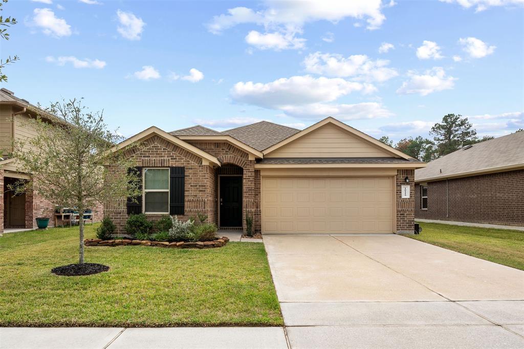 10119 Pine Trace Village Drive, Tomball, Texas image 1