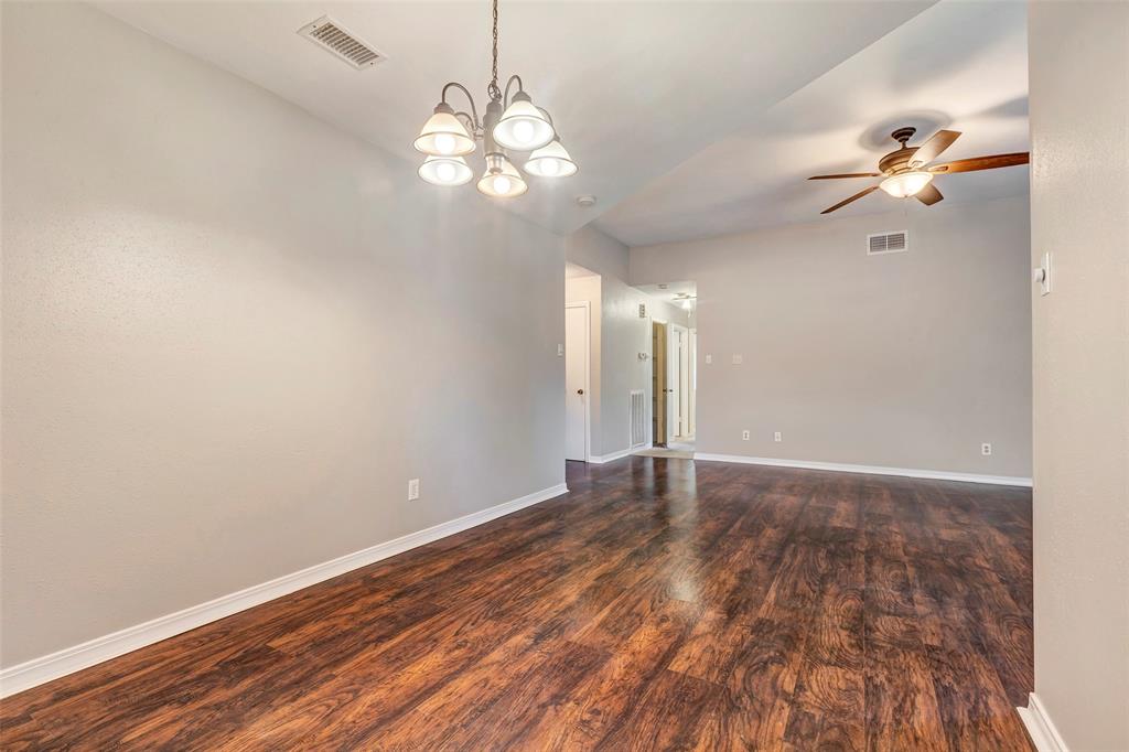 331 Capehill Drive, Houston, Texas image 7