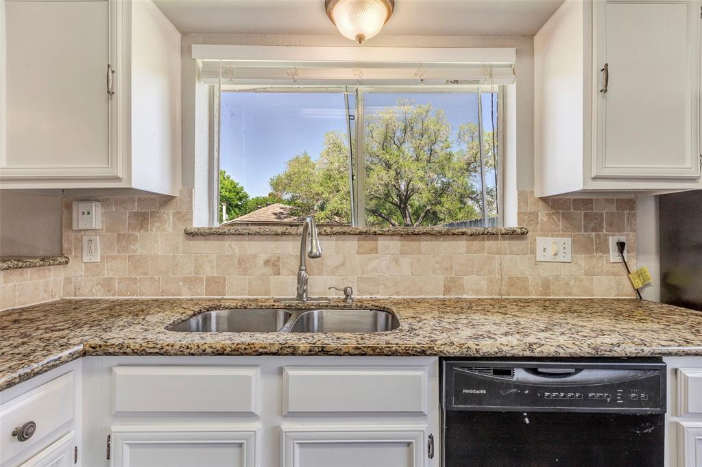 331 Capehill Drive, Houston, Texas image 14