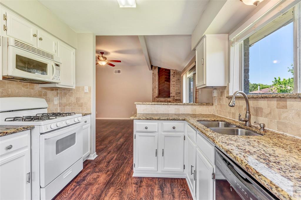 331 Capehill Drive, Houston, Texas image 13