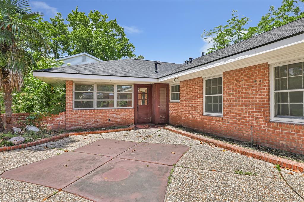 606 N Main Street, Dayton, Texas image 35