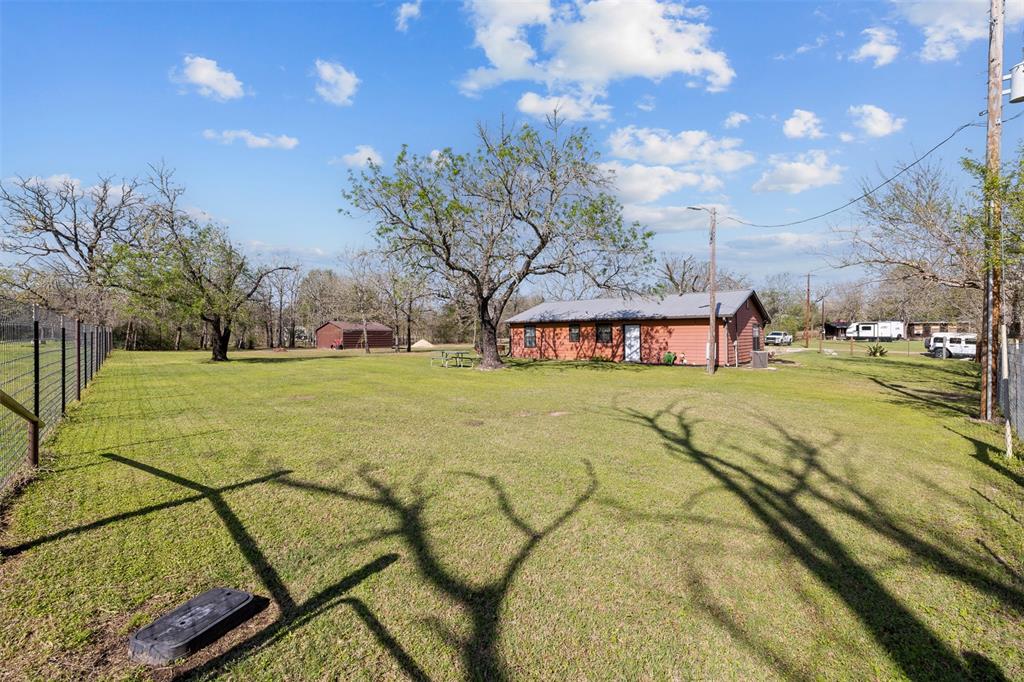 302 Dan Drive, Somerville, Texas image 17