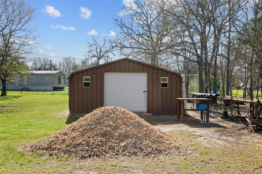 302 Dan Drive, Somerville, Texas image 13