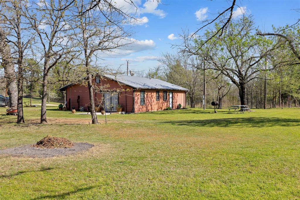 302 Dan Drive, Somerville, Texas image 15