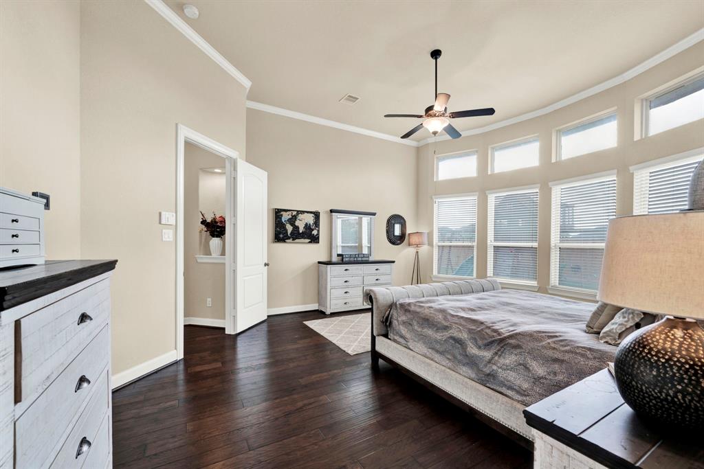 1040 Bolivar Point Lane, Friendswood, Texas image 19