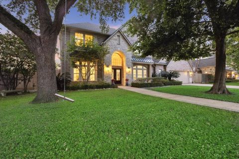 435 W Gaywood Drive Houston TX 77079