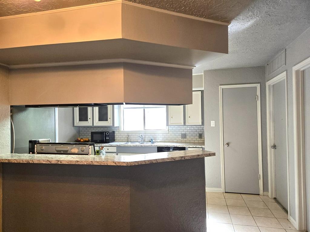 2203 Dowling Drive, Richmond, Texas image 35