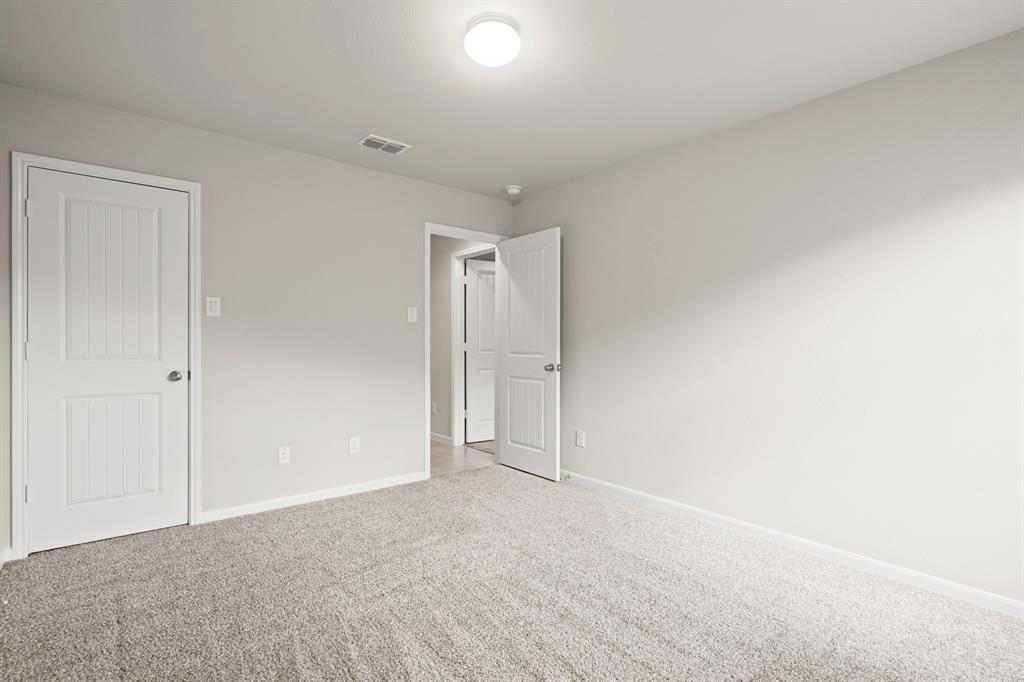 1439 Memorial Bend Boulevard, Missouri City, Texas image 31