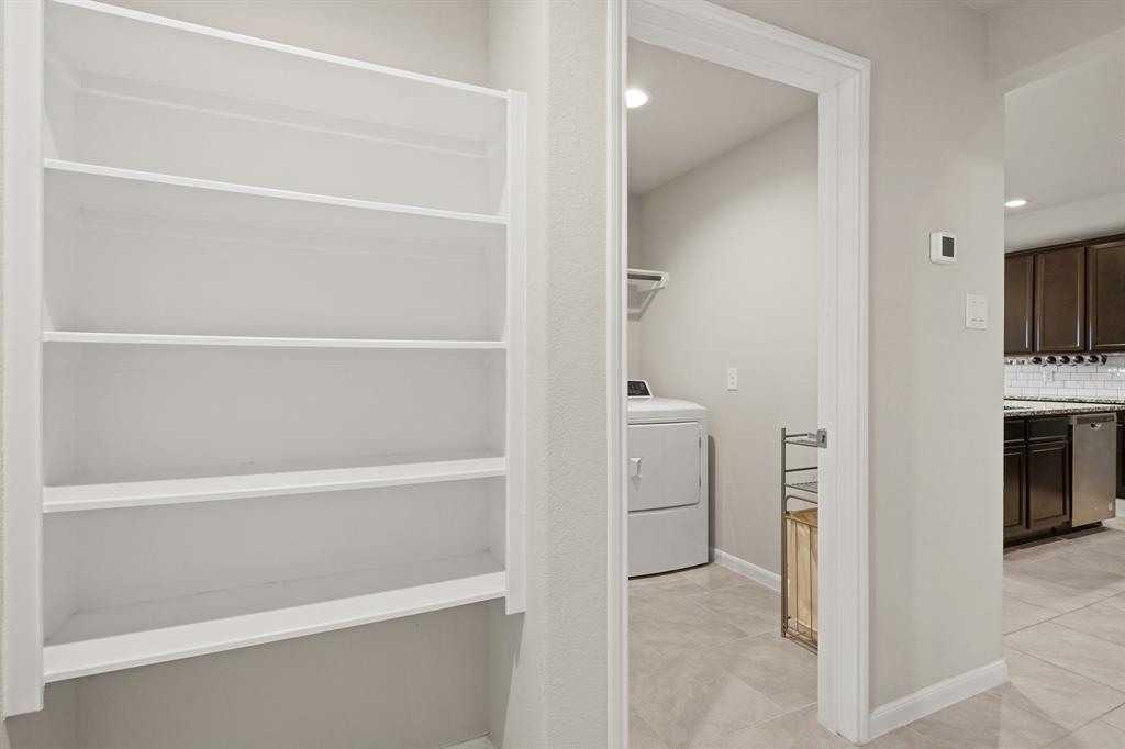 1439 Memorial Bend Boulevard, Missouri City, Texas image 35