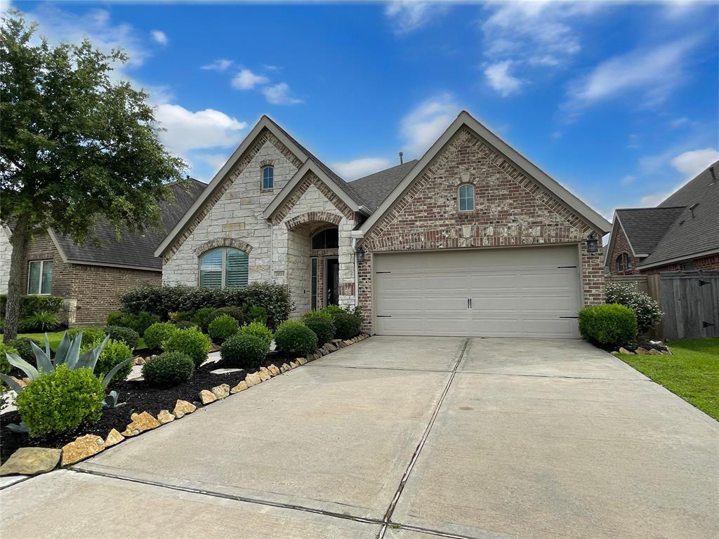 2023 Deer Valley, Missouri City, Texas image 1