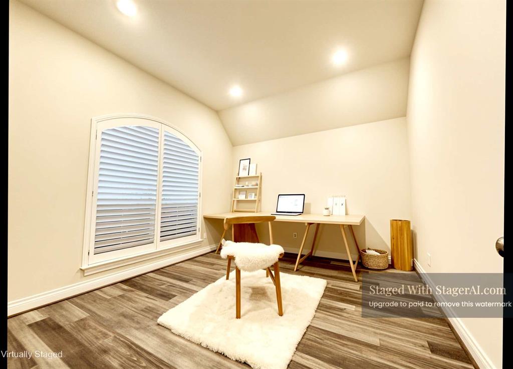 2023 Deer Valley, Missouri City, Texas image 4
