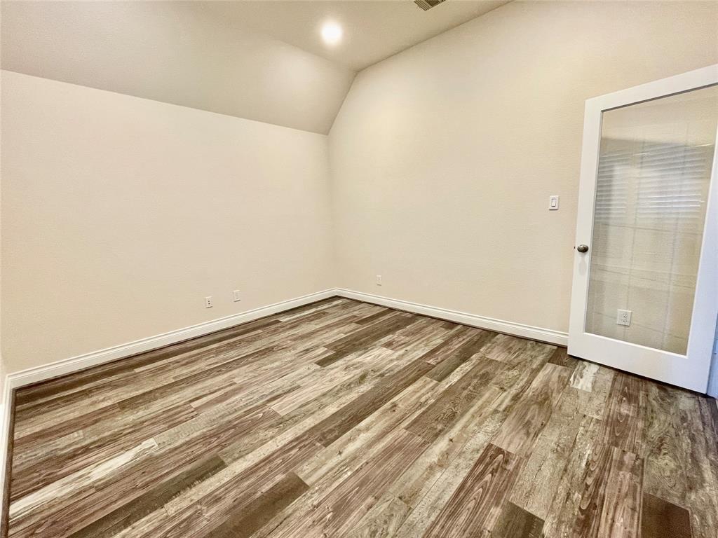 2023 Deer Valley, Missouri City, Texas image 2