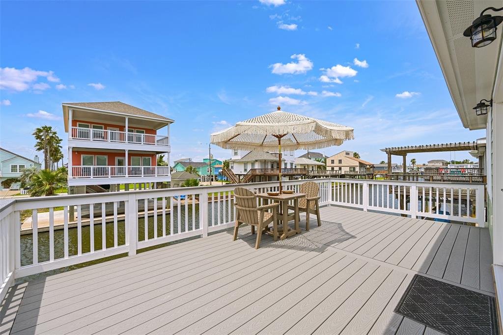 16716 Tahiti Way, Galveston, Texas image 16