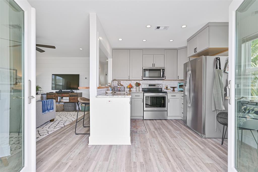 16716 Tahiti Way, Galveston, Texas image 19