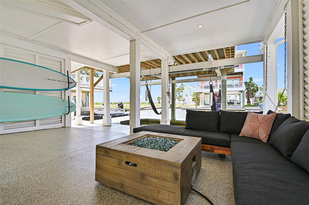 16716 Tahiti Way, Galveston, Texas image 14