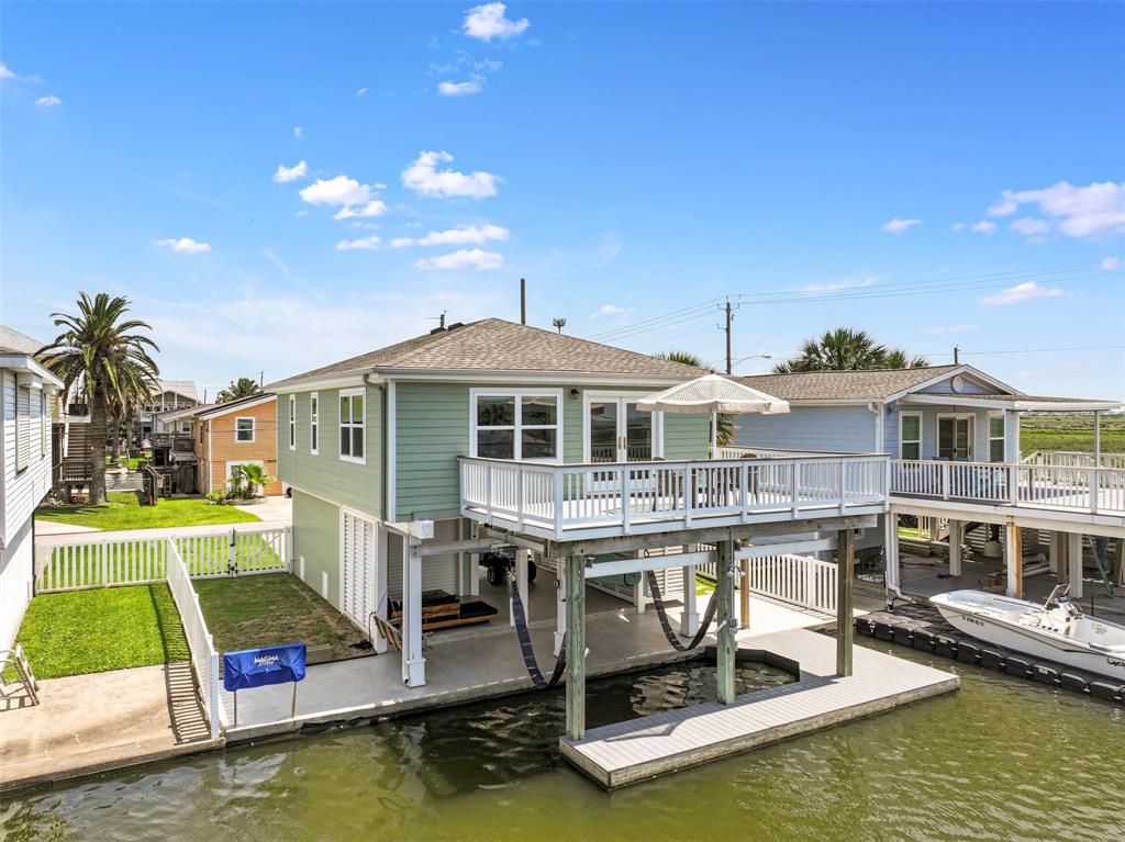 16716 Tahiti Way