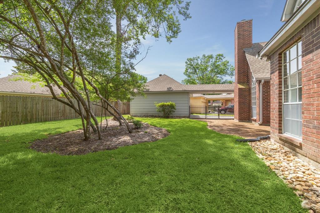 3410 Clover Valley Drive, Kingwood, Texas image 28