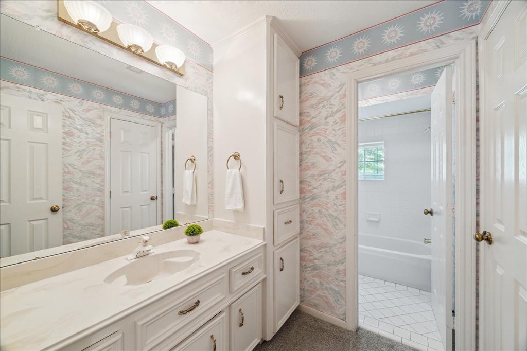 3410 Clover Valley Drive, Kingwood, Texas image 23