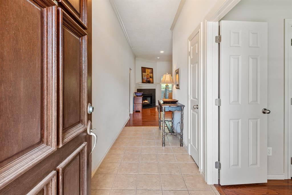 2047 Ravenstone Loop