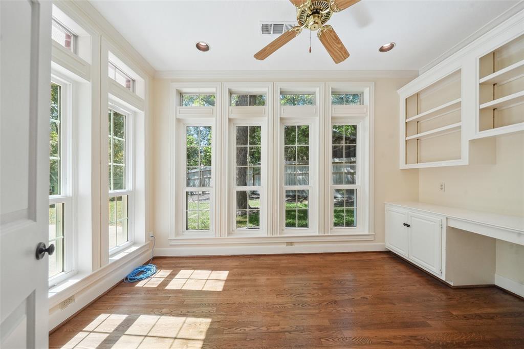 26 Russet Wood Court, The Woodlands, Texas image 30