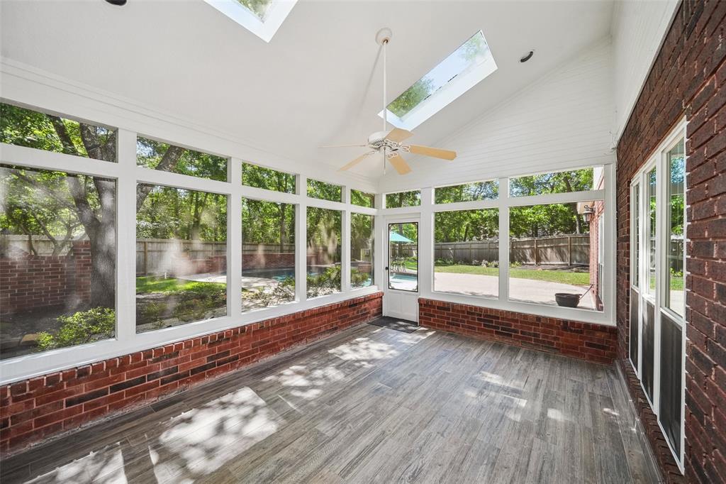 26 Russet Wood Court, The Woodlands, Texas image 32