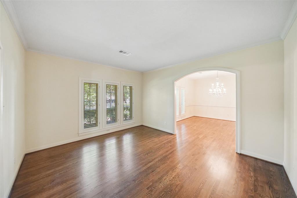 26 Russet Wood Court, The Woodlands, Texas image 5