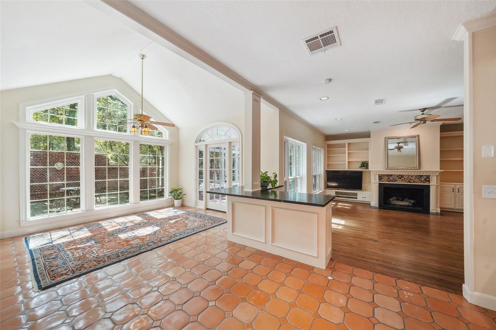 26 Russet Wood Court, The Woodlands, Texas image 15