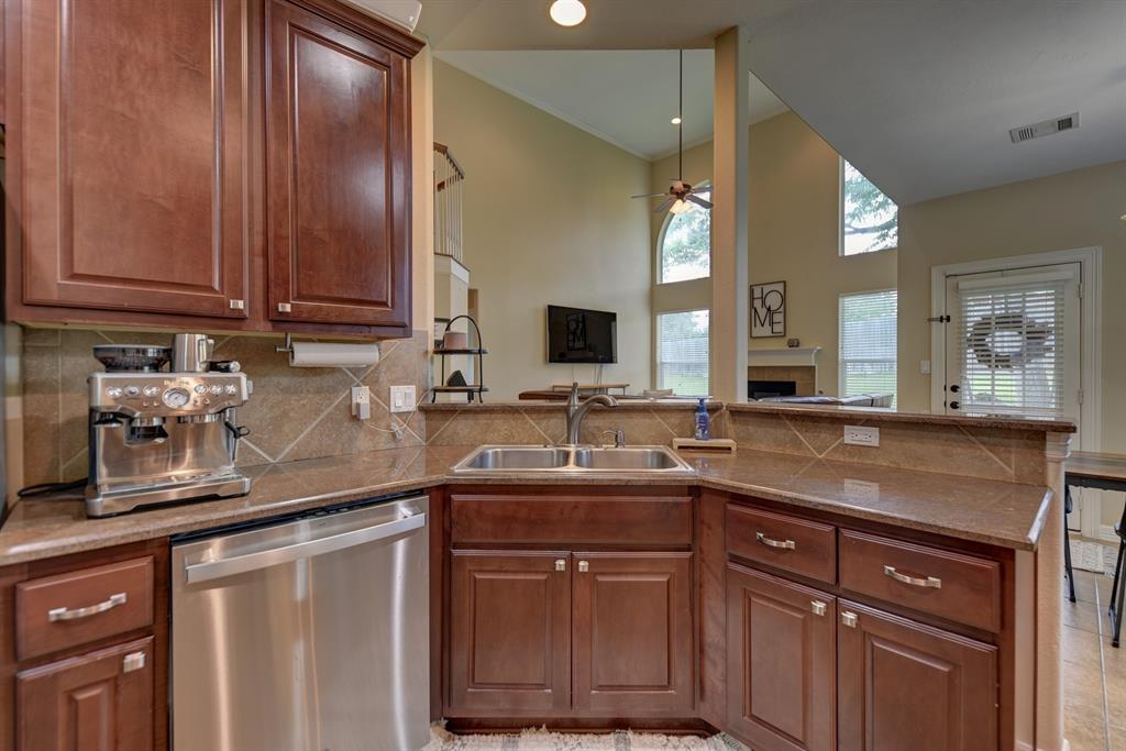 1117 Walnut Bend, Brenham, Texas image 11