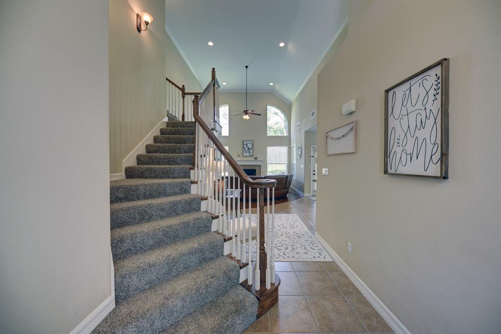 1117 Walnut Bend, Brenham, Texas image 5