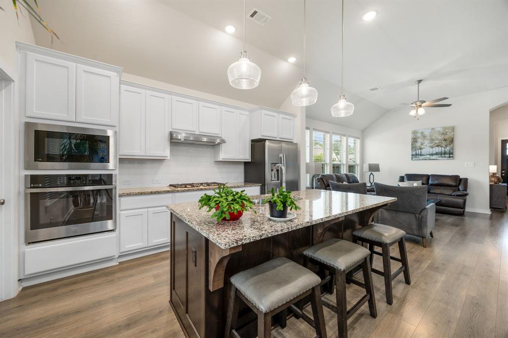 15935 Golden Trails Court, Conroe, Texas image 9
