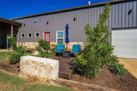 A home in Smithville