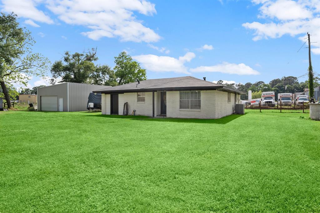 8911 Carraway Lane, Magnolia, Texas image 4