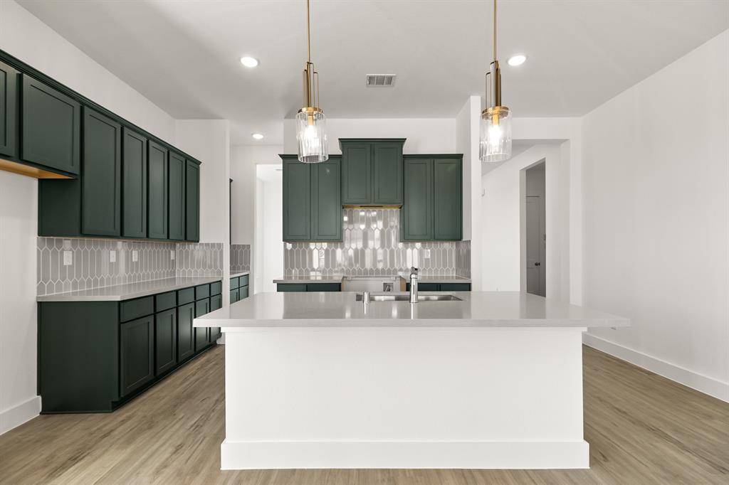 2219 Inglenook Grove Drive, Katy, Texas image 4