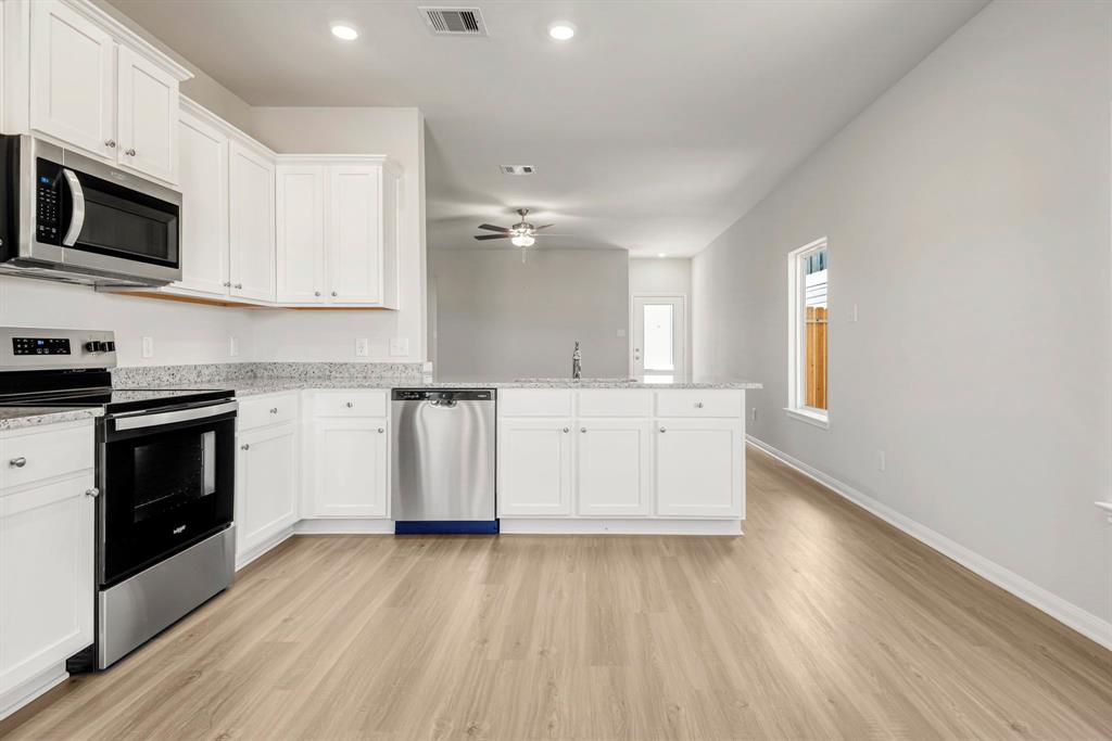 5177 Road 5210, Cleveland, Texas image 2